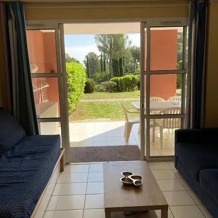 Апартаменты T2 Le Hameau Cap Esterel *