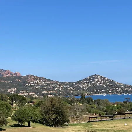 T2 Le Hameau Cap Esterel